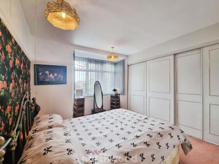 3 bedroom Semi-detached house for sale in Sandringham Road, Town Moor, Doncaster, DN2