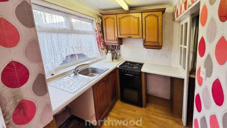 3 bedroom Semi-detached house for sale in Pembroke Avenue, Balby, Doncaster, DN4