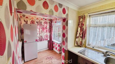 3 bedroom Semi-detached house for sale in Pembroke Avenue, Balby, Doncaster, DN4