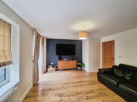 3 bedroom Semi-detached house for sale in Fulwood Drive, Balby, Doncaster, DN4