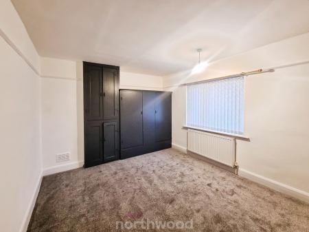 3 bedroom Semi-detached house to let in Austen Avenue, Warmsworth, Doncaster, DN4