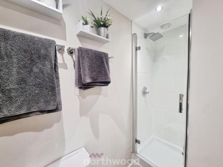 3 bedroom Terraced House to let in The Potteries, Rossington, Doncaster, DN11