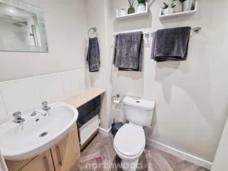 3 bedroom Terraced House to let in The Potteries, Rossington, Doncaster, DN11