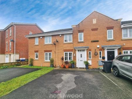 3 bedroom Terraced House to let in The Potteries, Rossington, Doncaster, DN11