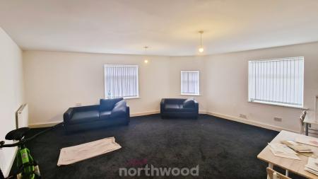 11 bedroom House of Multiple Occupation for sale in Somerset Road, Hyde Park, Doncaster, DN1