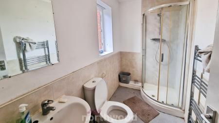 11 bedroom House of Multiple Occupation for sale in Somerset Road, Hyde Park, Doncaster, DN1