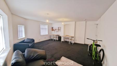 11 bedroom House of Multiple Occupation for sale in Somerset Road, Hyde Park, Doncaster, DN1