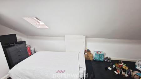 11 bedroom House of Multiple Occupation for sale in Somerset Road, Hyde Park, Doncaster, DN1