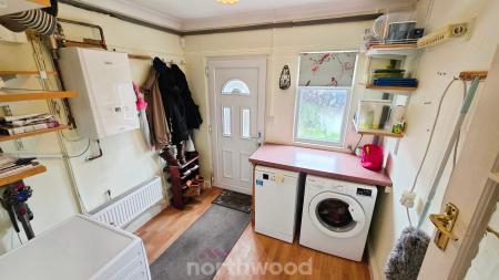 3 bedroom Semi-detached house for sale in Thellusson Avenue, Scawsby, Doncaster, DN5