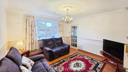 3 bedroom Semi-detached house for sale in Thellusson Avenue, Scawsby, Doncaster, DN5