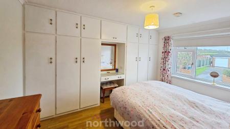 3 bedroom Semi-detached house for sale in Thellusson Avenue, Scawsby, Doncaster, DN5