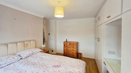 3 bedroom Semi-detached house for sale in Thellusson Avenue, Scawsby, Doncaster, DN5