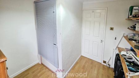 3 bedroom Semi-detached house for sale in Thellusson Avenue, Scawsby, Doncaster, DN5