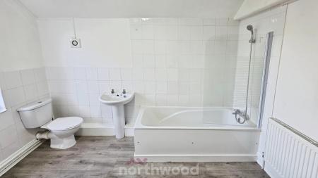 2 bedroom Flat to let in Carr House Road, Hyde Park, Doncaster, DN1