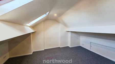 2 bedroom Flat to let in Carr House Road, Hyde Park, Doncaster, DN1