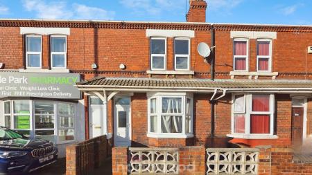 2 bedroom Flat to let in Carr House Road, Hyde Park, Doncaster, DN1