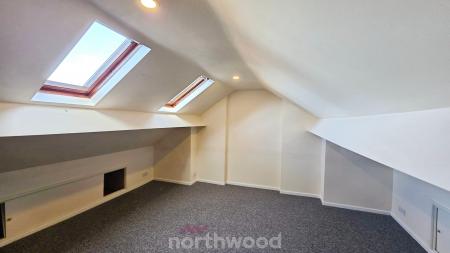 2 bedroom Flat to let in Carr House Road, Hyde Park, Doncaster, DN1