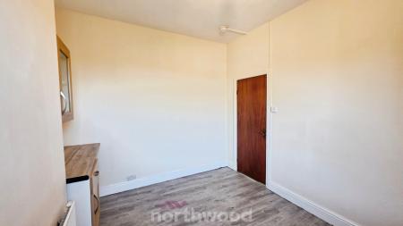 2 bedroom Flat to let in Carr House Road, Hyde Park, Doncaster, DN1