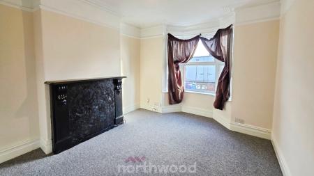 2 bedroom Flat to let in Carr House Road, Hyde Park, Doncaster, DN1