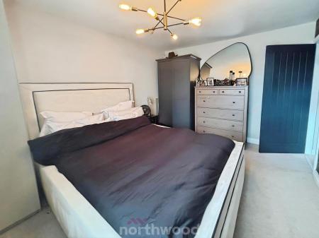 3 bedroom End of terrace house for sale in Newstead Grove, Fitzwilliam, Pontefract, WF9