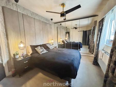 3 bedroom End of terrace house for sale in Newstead Grove, Fitzwilliam, Pontefract, WF9