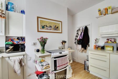 2 bedroom Terraced House to let in Victoria Road, Mexborough, Doncaster, S64