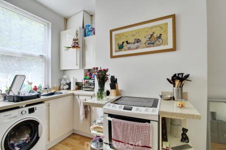 2 bedroom Terraced House to let in Victoria Road, Mexborough, Doncaster, S64