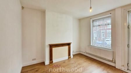 2 bedroom Terraced House to let in Victoria Road, Mexborough, Doncaster, S64