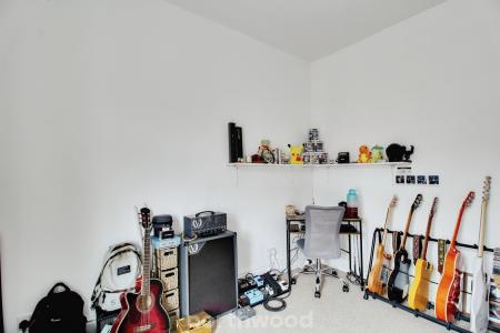 2 bedroom Terraced House to let in Victoria Road, Mexborough, Doncaster, S64