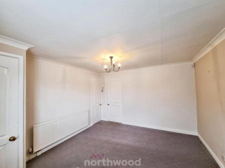 2 bedroom Semi-detached house for sale in Bowland Close, Bentley, Doncaster, DN5