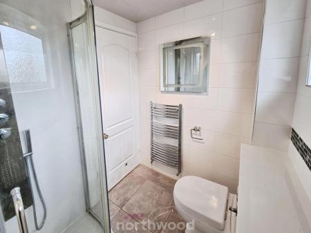 2 bedroom Semi-detached house for sale in Bowland Close, Bentley, Doncaster, DN5