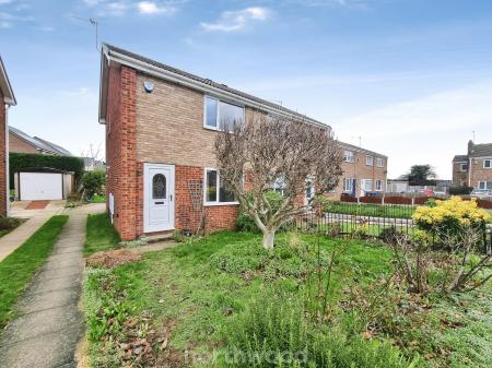 2 bedroom Semi-detached house for sale in Bowland Close, Bentley, Doncaster, DN5