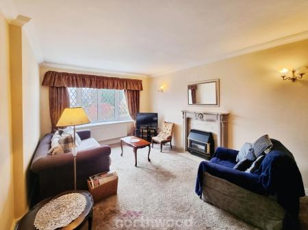 2 bedroom Semi-detached bungalow for sale in Horninglow Close, Cantley, Doncaster, DN4