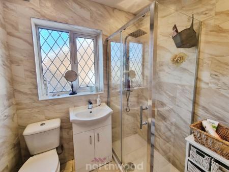 2 bedroom Semi-detached bungalow for sale in Horninglow Close, Cantley, Doncaster, DN4