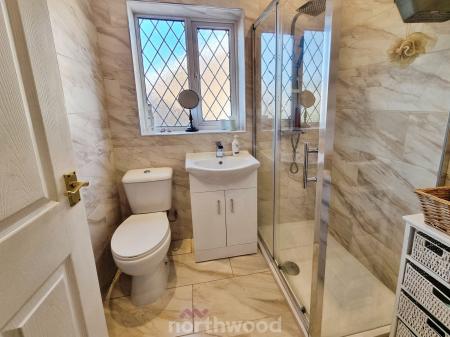 2 bedroom Semi-detached bungalow for sale in Horninglow Close, Cantley, Doncaster, DN4