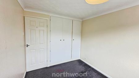 2 bedroom Flat to let in Gayton Close, Balby, Doncaster, DN4