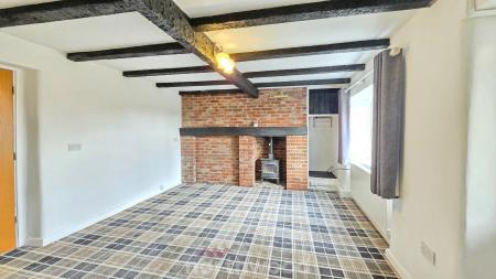 2 bedroom Cottage to let in High Road, Warmsworth, Doncaster, DN4