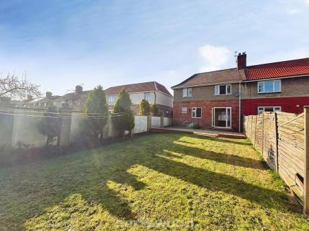 3 bedroom End of terrace house to let in Warwick Road, Intake, Doncaster, DN2