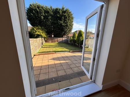 3 bedroom End of terrace house to let in Warwick Road, Intake, Doncaster, DN2