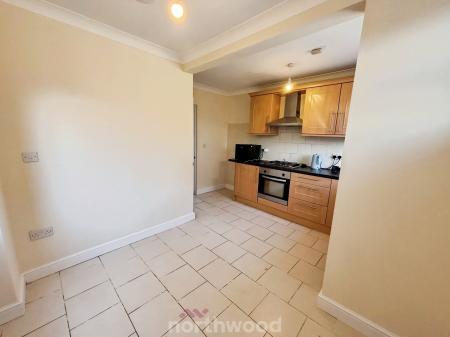 3 bedroom End of terrace house to let in Warwick Road, Intake, Doncaster, DN2