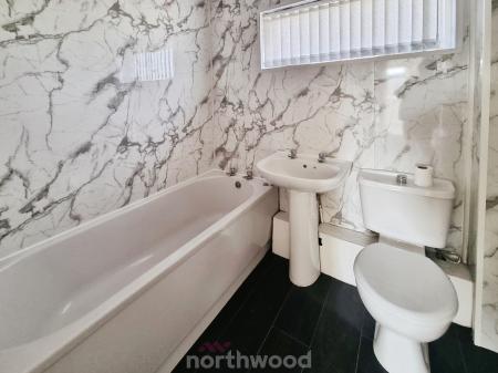 3 bedroom Semi-detached house to let in Hilltop Road, Denaby Main, Doncaster, Doncaster, DN12