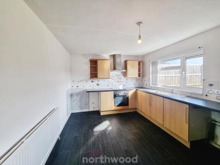 3 bedroom Semi-detached house to let in Hilltop Road, Denaby Main, Doncaster, Doncaster, DN12