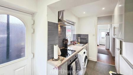 3 bedroom Semi-detached house for sale in Woodhouse Road, Wheatley, Doncaster, DN2