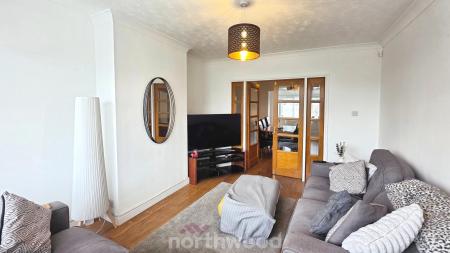 3 bedroom Semi-detached house for sale in Woodhouse Road, Wheatley, Doncaster, DN2