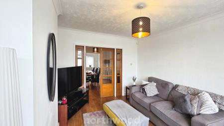 3 bedroom Semi-detached house for sale in Woodhouse Road, Wheatley, Doncaster, DN2