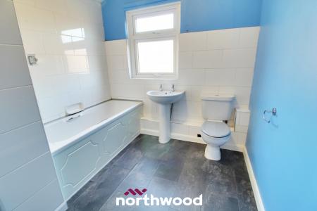 2 bedroom Terraced House for sale in St Marys Road, Wheatley, Doncaster, DN1