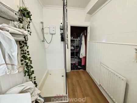 3 bedroom Terraced House for sale in Newstead Grove, Fitzwilliam, Pontefract, WF9