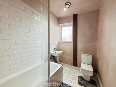 3 bedroom Terraced House for sale in Newstead Grove, Fitzwilliam, Pontefract, WF9