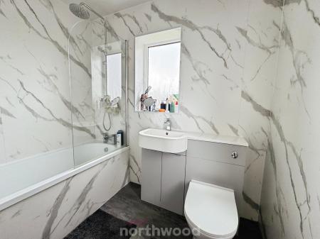 3 bedroom Semi-detached house to let in Charles Drive, Goole, Goole, DN14