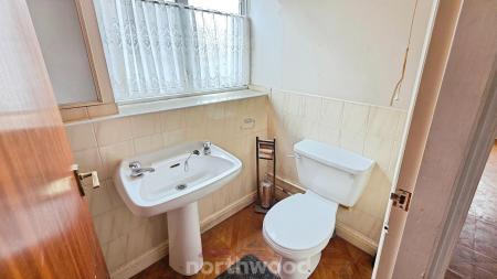 3 bedroom Semi-detached house for sale in Bramworth Road, Hexthorpe, Doncaster, DN4